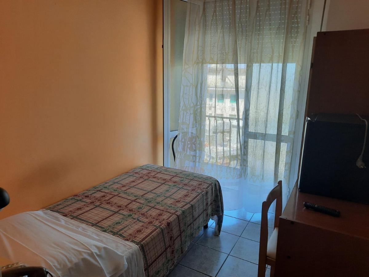 Hotel Vittoria Chianciano Terme Buitenkant foto