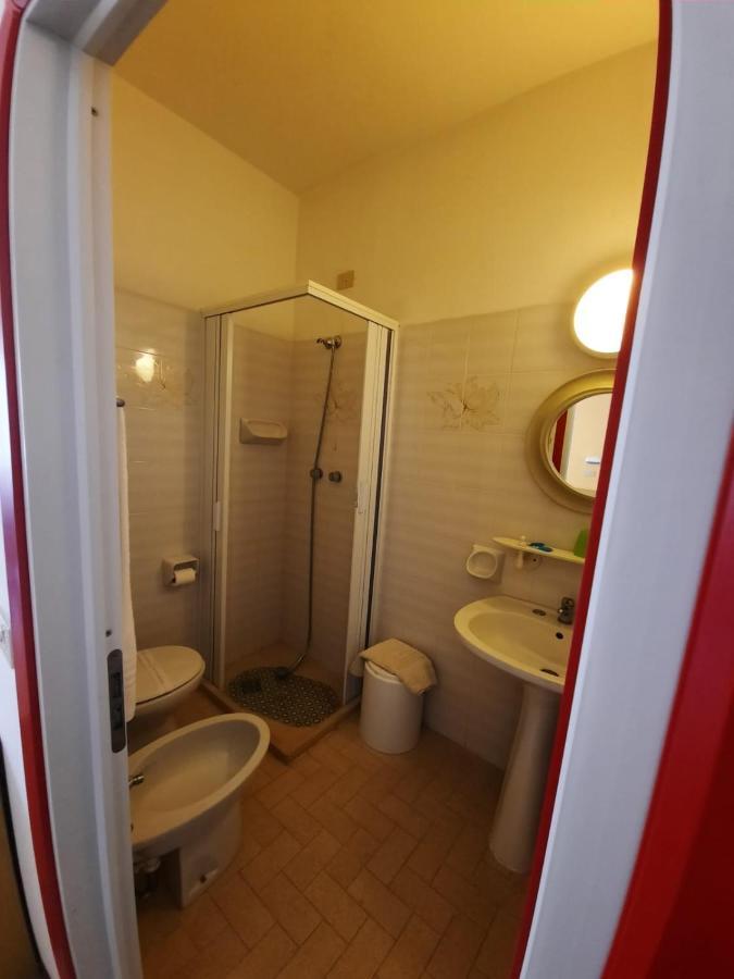 Hotel Vittoria Chianciano Terme Buitenkant foto