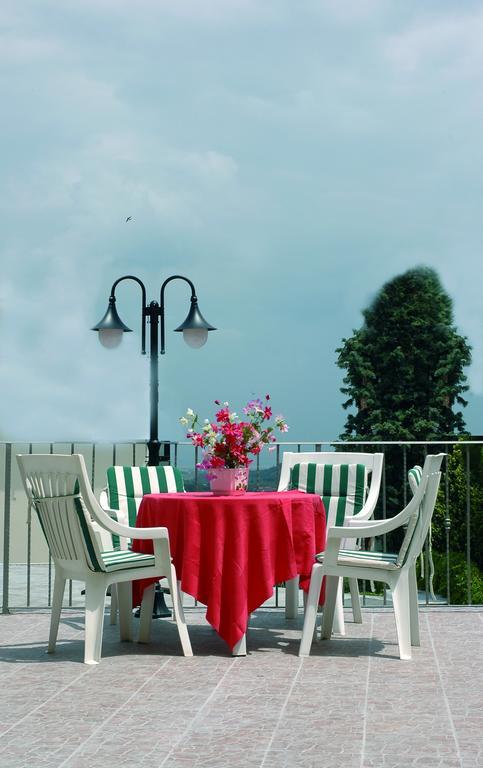 Hotel Vittoria Chianciano Terme Buitenkant foto
