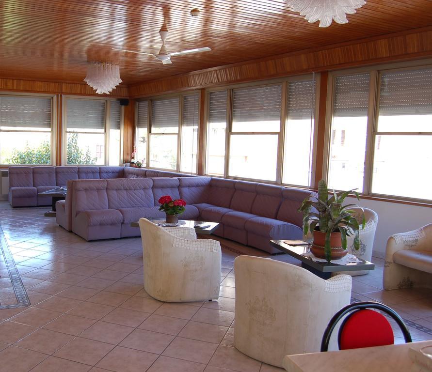 Hotel Vittoria Chianciano Terme Buitenkant foto